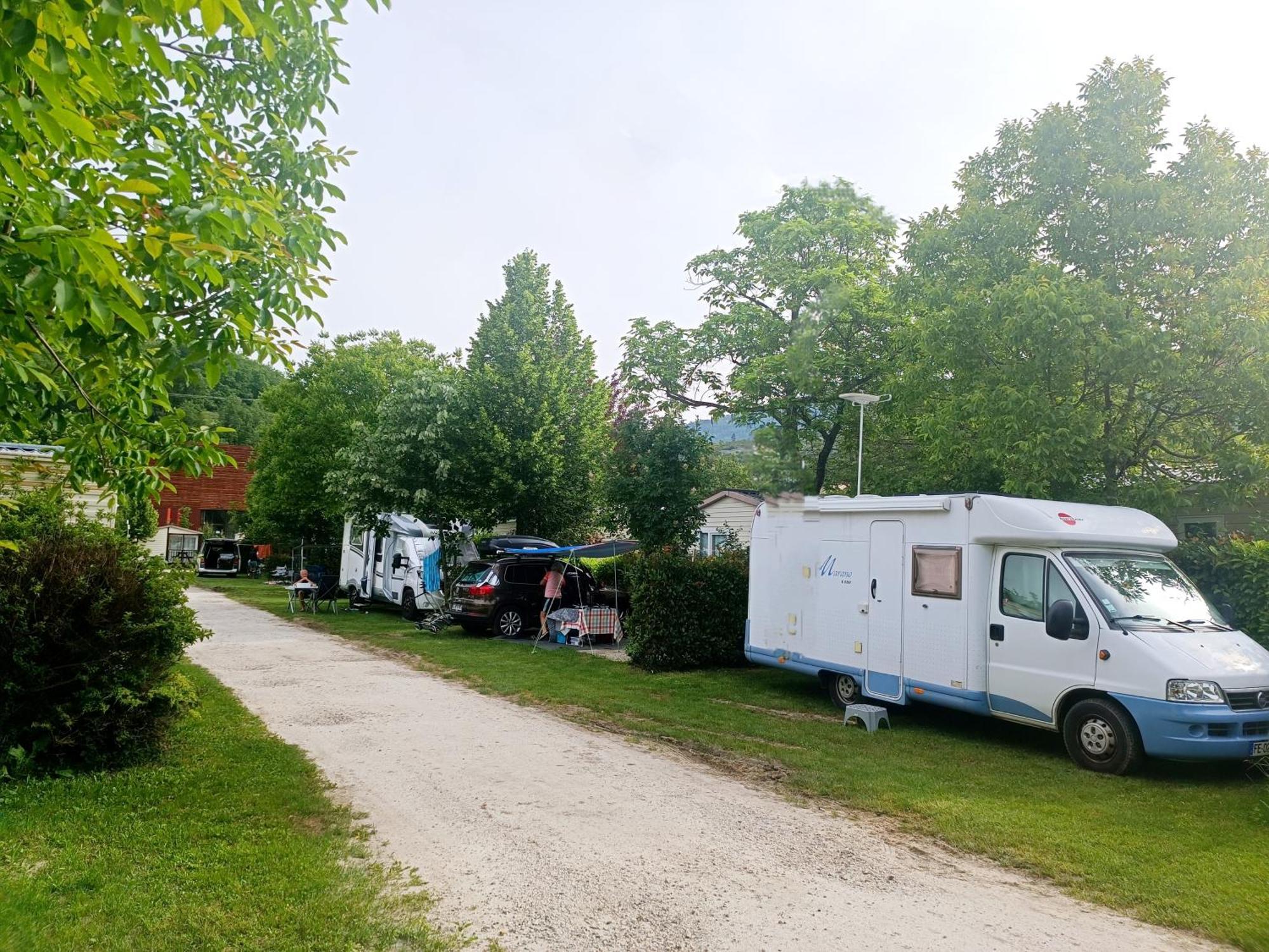 Camping Les Lavandes, Castellane Exteriör bild